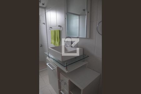 Casa à venda com 120m², 2 quartos e 3 vagasBanheiro