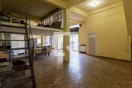 Casa à venda com 120m², 2 quartos e 3 vagasGaragem