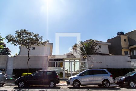 Casa de condomínio à venda com 95m², 3 quartos e 3 vagasFachada