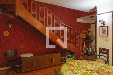 Sala de casa à venda com 4 quartos, 140m² em Campos Elíseos, São Paulo