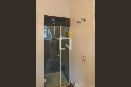 Casa à venda com 140m², 4 quartos e sem vaga Casa à venda com 140m², 4 quartos e sem vagaBanheiro
