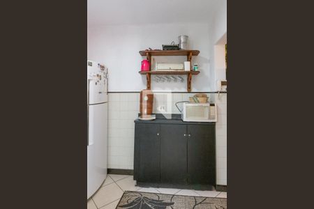 Casa à venda com 140m², 4 quartos e sem vaga Casa à venda com 140m², 4 quartos e sem vagaCozinha