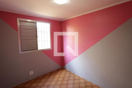Quarto 2 de apartamento para alugar com 3 quartos, 54m² em Conjunto Habitacional Padre Jose de Anchieta, São Paulo