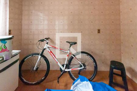 Casa à venda com 180m², 3 quartos e 2 vagasEdícula - Cozinha