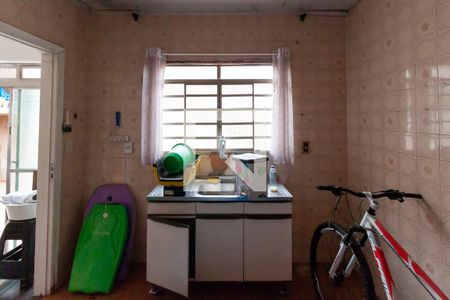 Casa à venda com 180m², 3 quartos e 2 vagasEdícula - Cozinha