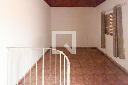 Casa à venda com 180m², 3 quartos e 2 vagasEdícula - Quarto