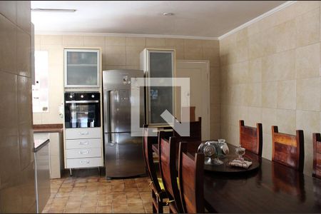 Casa à venda com 370m², 3 quartos e 5 vagas Casa à venda com 370m², 3 quartos e 5 vagasCozinha