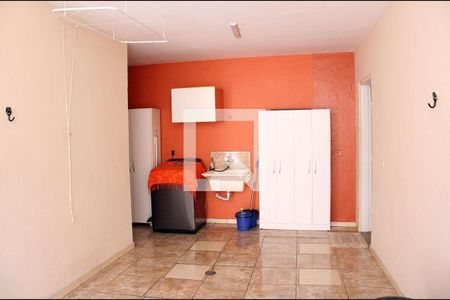 Casa à venda com 370m², 3 quartos e 5 vagas Casa à venda com 370m², 3 quartos e 5 vagasÁrea de Serviço