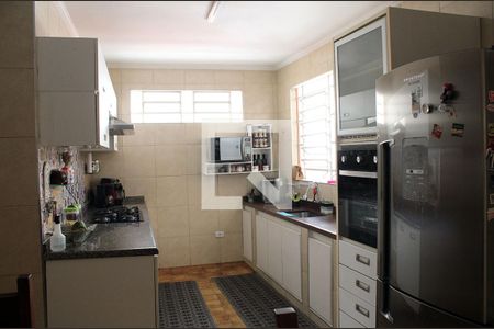 Casa à venda com 370m², 3 quartos e 5 vagas Casa à venda com 370m², 3 quartos e 5 vagasCozinha