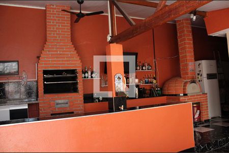 Casa à venda com 370m², 3 quartos e 5 vagas Casa à venda com 370m², 3 quartos e 5 vagasChurrasqueira