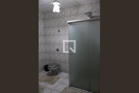 Casa à venda com 370m², 3 quartos e 5 vagas Casa à venda com 370m², 3 quartos e 5 vagasBanheiro 1