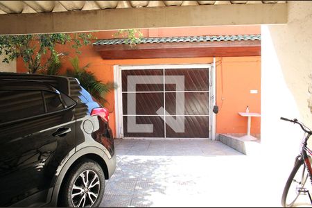 Casa à venda com 370m², 3 quartos e 5 vagas Casa à venda com 370m², 3 quartos e 5 vagasGaragem