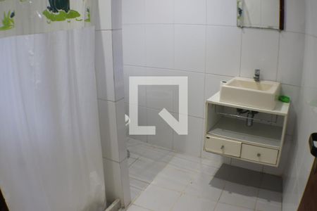 Casa à venda com 650m², 3 quartos e 2 vagasBanheiro de Serviço  