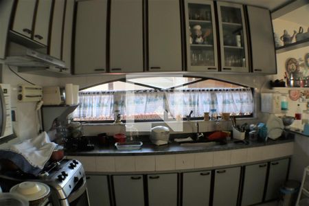 Casa à venda com 650m², 3 quartos e 2 vagasCozinha