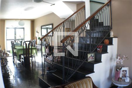 Sala de casa à venda com 3 quartos, 650m² em Pechincha, Rio de Janeiro