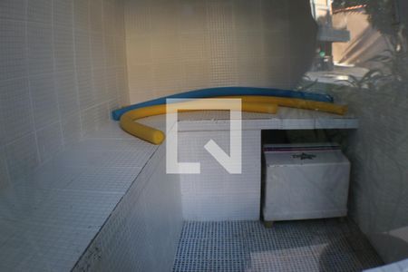 Casa à venda com 650m², 3 quartos e 2 vagasQuarto de Serviço