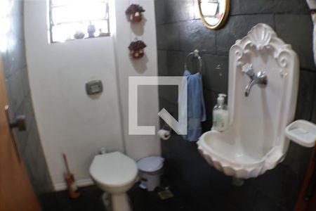 Casa à venda com 650m², 3 quartos e 2 vagasBanheiro