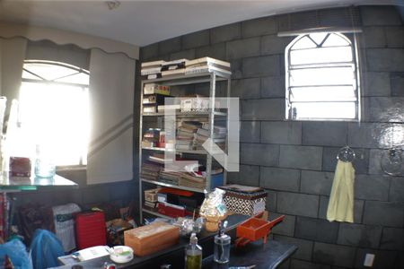 Casa à venda com 650m², 3 quartos e 2 vagasBanheiro