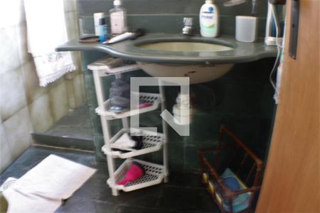 Casa à venda com 650m², 3 quartos e 2 vagasBanheiro