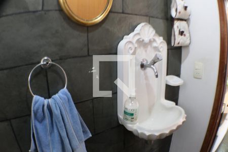 Casa à venda com 650m², 3 quartos e 2 vagasBanheiro