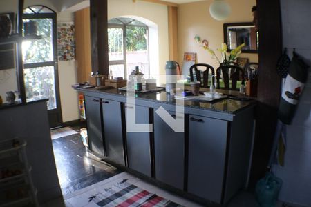 Casa à venda com 650m², 3 quartos e 2 vagasCozinha