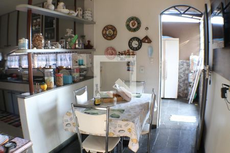 Casa à venda com 650m², 3 quartos e 2 vagasCozinha