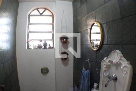 Casa à venda com 650m², 3 quartos e 2 vagasBanheiro