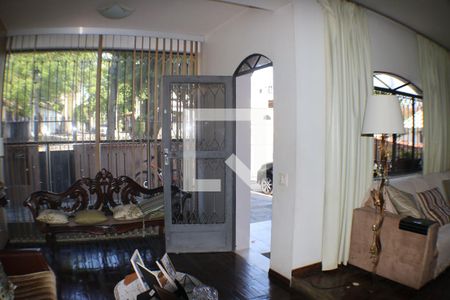 Sala de casa à venda com 3 quartos, 650m² em Pechincha, Rio de Janeiro