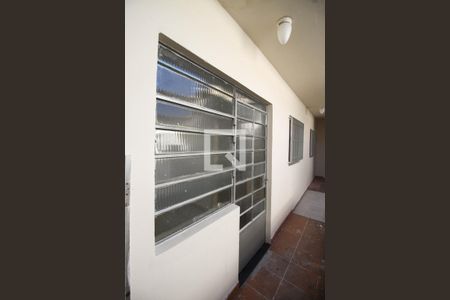 Casa para alugar com 47m², 1 quarto e 1 vaga Casa para alugar com 47m², 1 quarto e 1 vagaEntrada