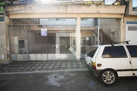 Casa para alugar com 47m², 1 quarto e 1 vaga Casa para alugar com 47m², 1 quarto e 1 vagaFachada