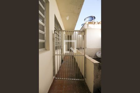 Casa para alugar com 47m², 1 quarto e 1 vaga Casa para alugar com 47m², 1 quarto e 1 vagaEntrada