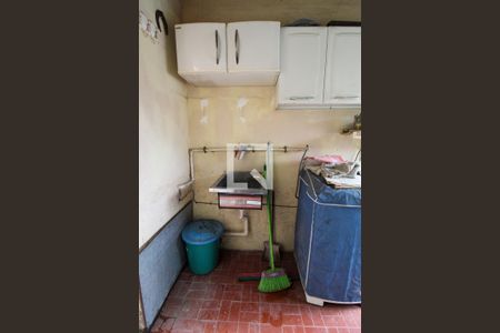 Casa à venda com 68m², 2 quartos e 2 vagasÁrea de Serviço