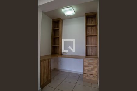 Escritório na sala de apartamento para alugar com 3 quartos, 141m² em Nova Aliança, Ribeirão Preto