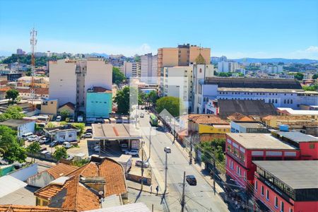 Apartamento à venda com 55m², 2 quartos e 1 vaga Apartamento à venda com 55m², 2 quartos e 1 vagaVista