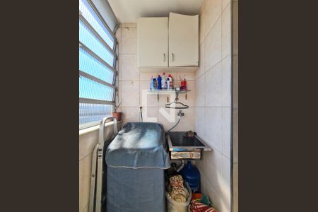 Apartamento à venda com 55m², 2 quartos e 1 vaga Apartamento à venda com 55m², 2 quartos e 1 vagaÁrea de Serviço