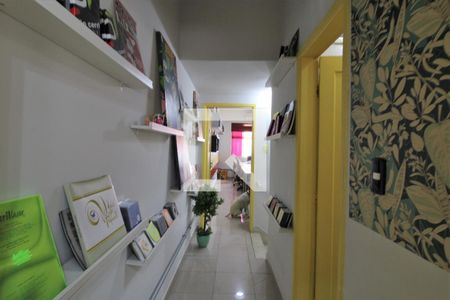 Corredor de casa à venda com 2 quartos, 90m² em Campo Belo, São Paulo