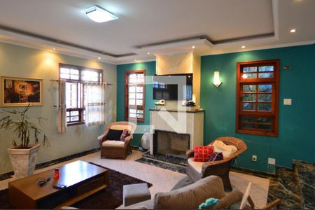 Sala de casa para alugar com 4 quartos, 479m² em Penha de França, São Paulo