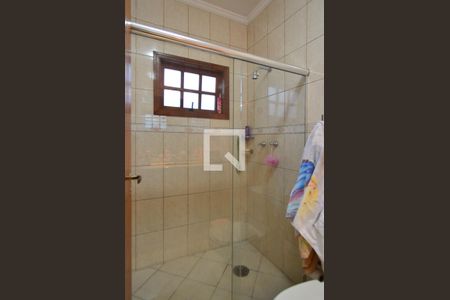 Casa à venda com 479m², 4 quartos e 12 vagasBanheiro da Suíte 3