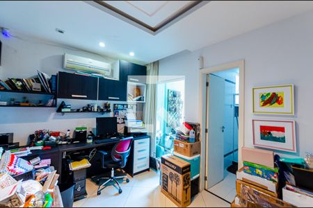 Casa à venda com 200m², 3 quartos e 1 vagaSuite 2