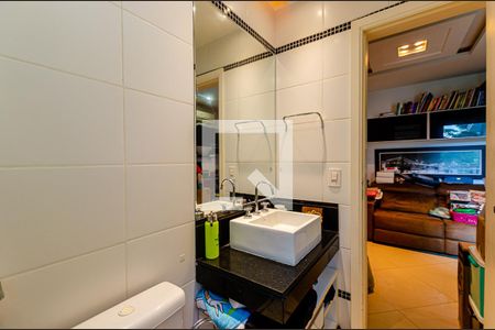 Casa à venda com 200m², 3 quartos e 1 vagaBanheiro da Suite 2