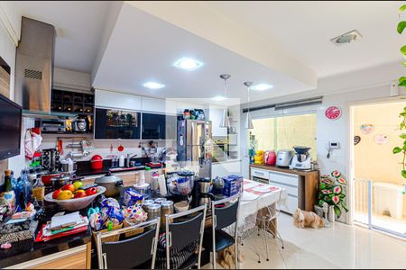 Casa à venda com 200m², 3 quartos e 1 vagaCozinha 