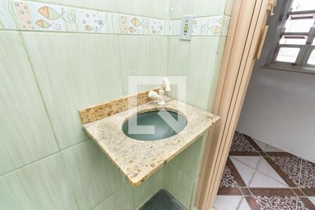 Casa de condomínio à venda com 120m², 4 quartos e sem vagaBanheiro (segundo andar)