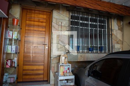 Casa à venda com 80m², 2 quartos e 1 vagaEntrada