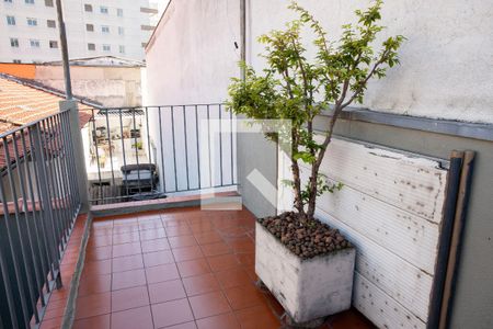 Casa à venda com 80m², 2 quartos e 1 vagaTerraço