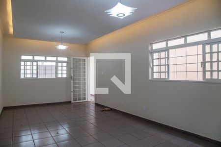 Sala de casa para alugar com 3 quartos, 132m² em Ipiranga, Ribeirão Preto