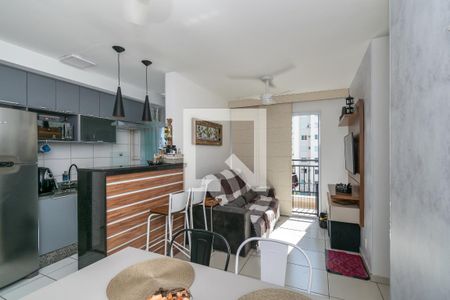 Sala de apartamento à venda com 3 quartos, 63m² em Vila da Penha, Rio de Janeiro