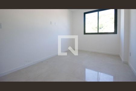 Apartamento à venda com 119m², 2 quartos e 2 vagas Apartamento à venda com 119m², 2 quartos e 2 vagasQuarto 1