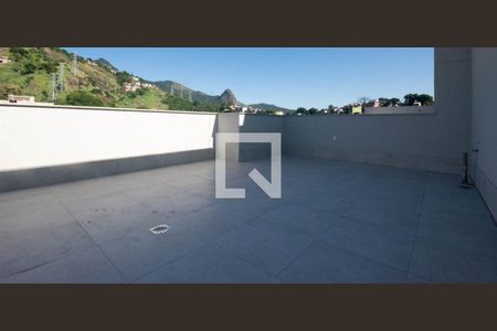 Apartamento à venda com 119m², 2 quartos e 2 vagas Apartamento à venda com 119m², 2 quartos e 2 vagasTerraço