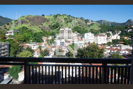 Apartamento à venda com 119m², 2 quartos e 2 vagas Apartamento à venda com 119m², 2 quartos e 2 vagasVista do quarto 2