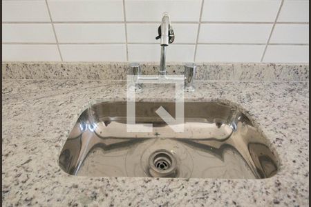 Apartamento à venda com 119m², 2 quartos e 2 vagas Apartamento à venda com 119m², 2 quartos e 2 vagasCozinha e Área de Serviço